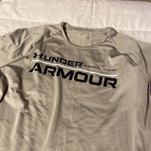 green under armour shirt size large